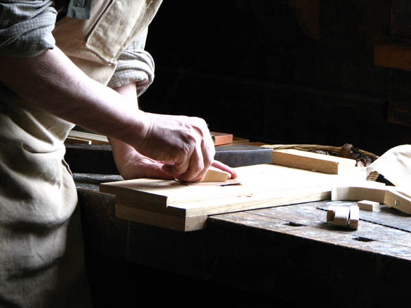 Ofrecemos un servicio de <strong>carpinterÃa de madera y ebanisterÃa en Bellprat</strong> adaptado a las necesidades del <strong>cliente</strong>.